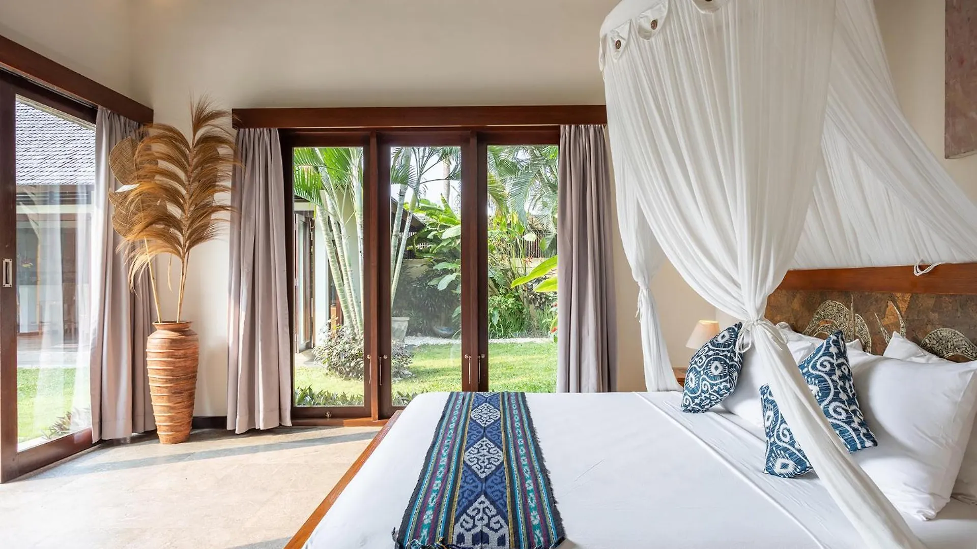 Villa Tiga Mangga By Optimum Bali Villas Seminyak