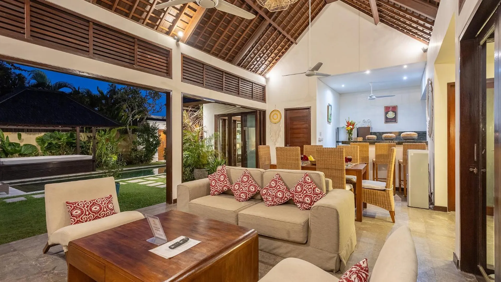 Villa Tiga Mangga By Optimum Bali Villas Seminyak 0*,
